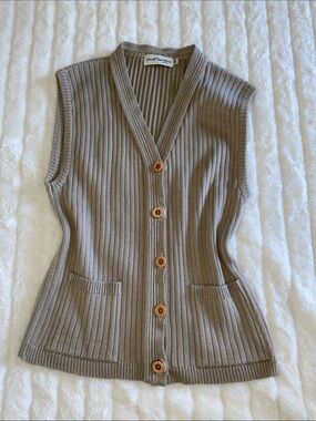 Ribbed Button-Front Vest in Taupe